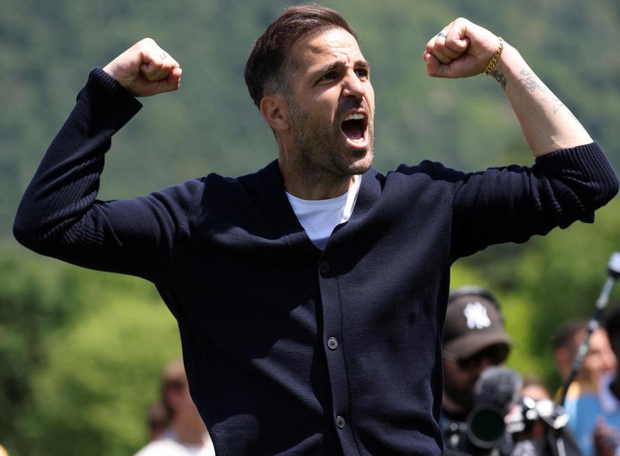 Fabregas: grazie Pisacane, un amico