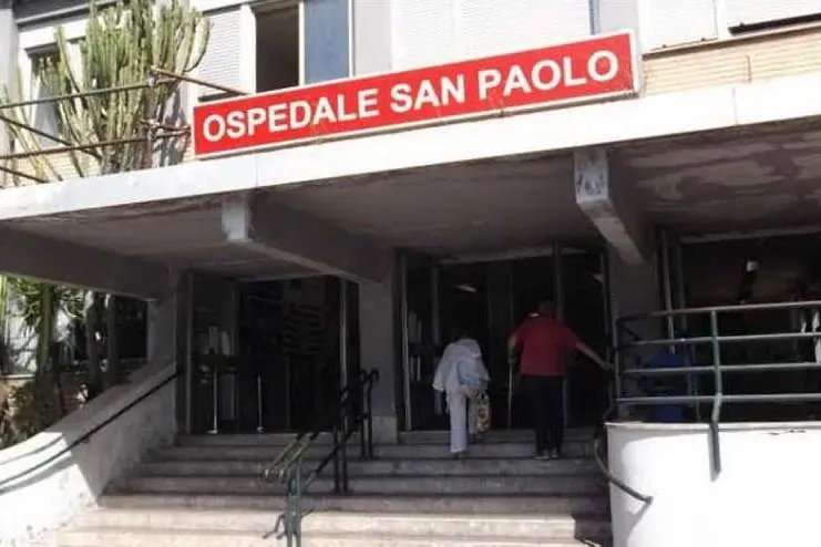 L'ospedale San Paolo di Napoli (foto Google Maps)