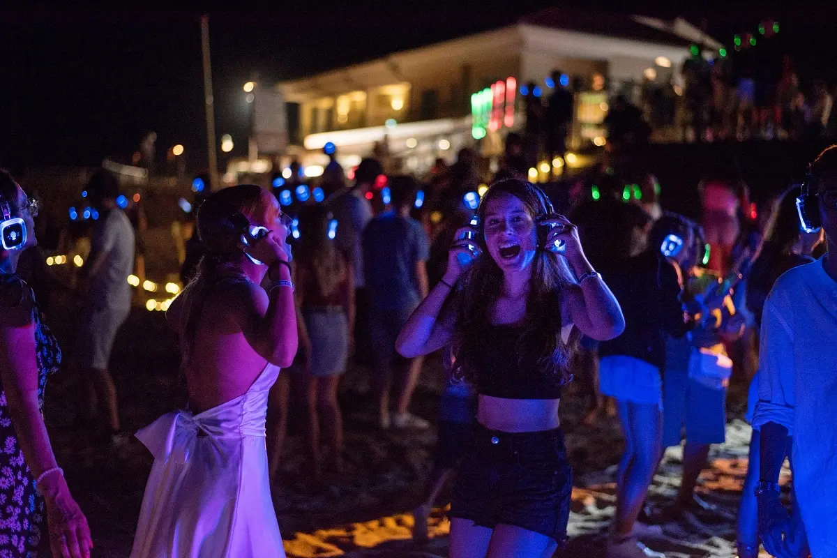 Silent Disco Night (foto Comune Arzachena)