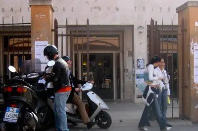 L'ingresso di Giurisprudenza a Cagliari