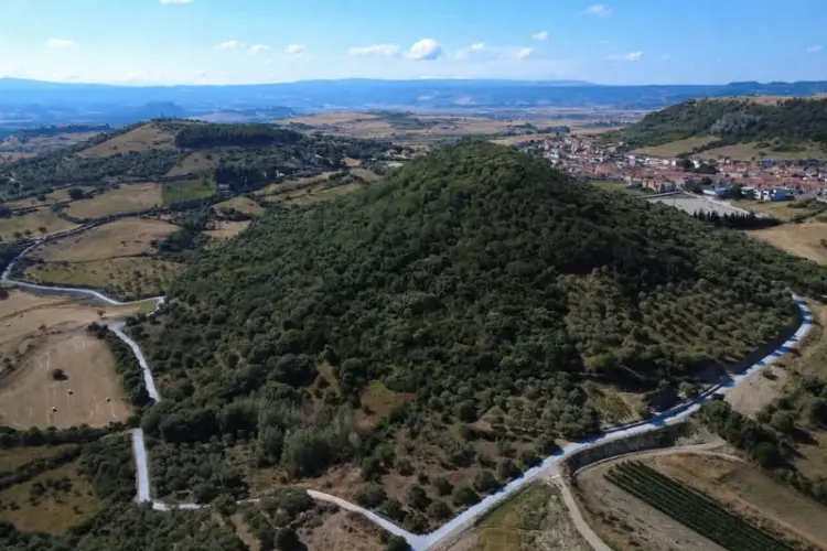 La strada comunale Monte Astu (foto concessa)