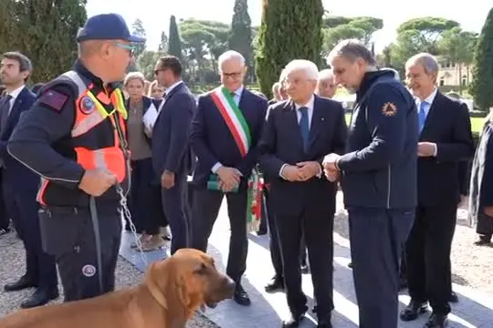Mattarella al villaggio della Protezione civile a Villa Borghese