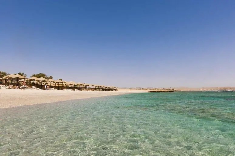 Le acque di Marsa Alam (foto Ansa)