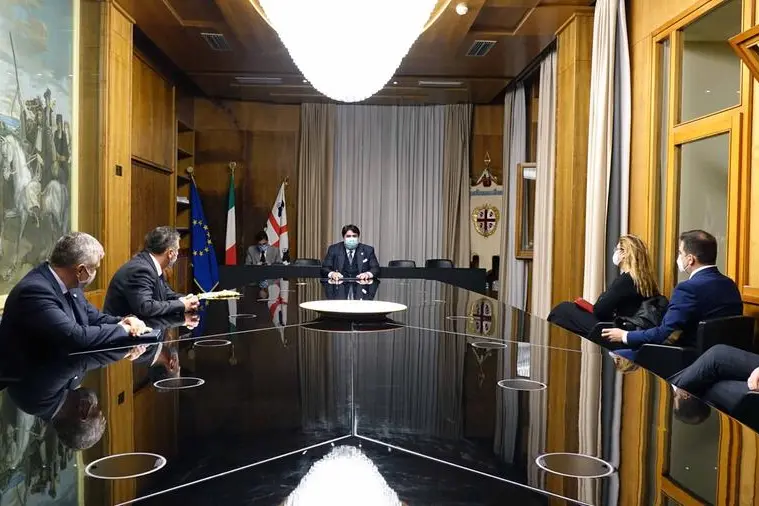 L'incontro a Villa Devoto (Foto Ras)