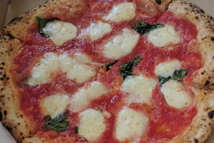 Pizza, che passione: è il cibo a domicilio più ordinato al mondo
