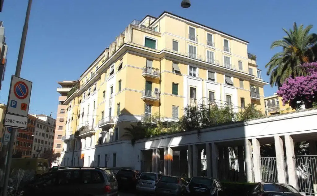 Lo stabile in cui è avvenuto l'assassinio