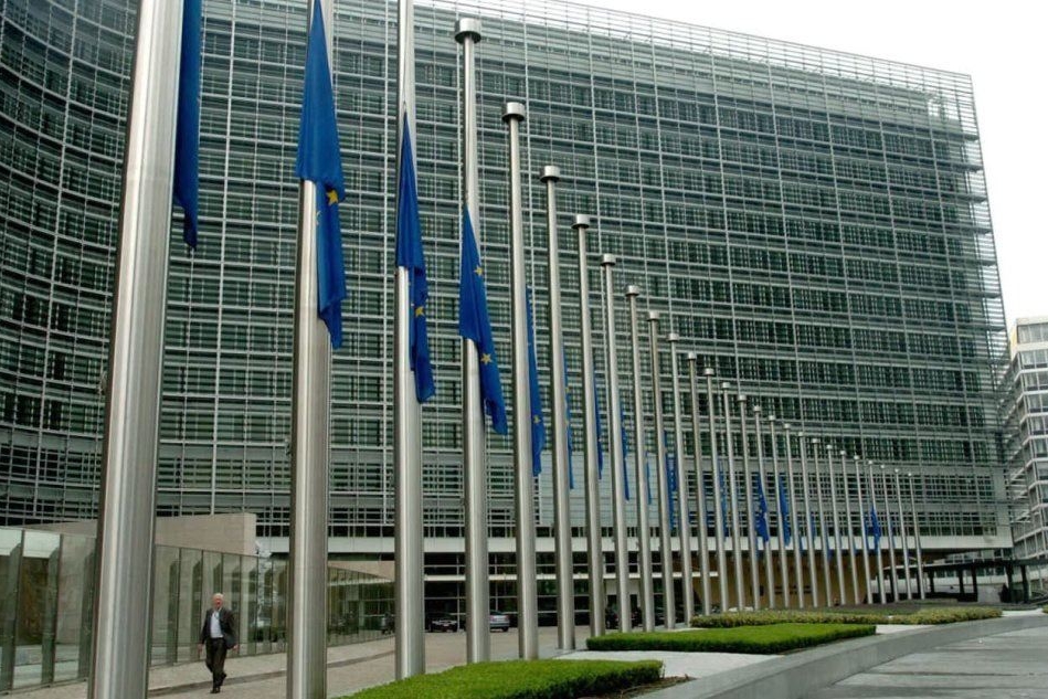 La sede della Commissione europea a Bruxelles (Ansa)