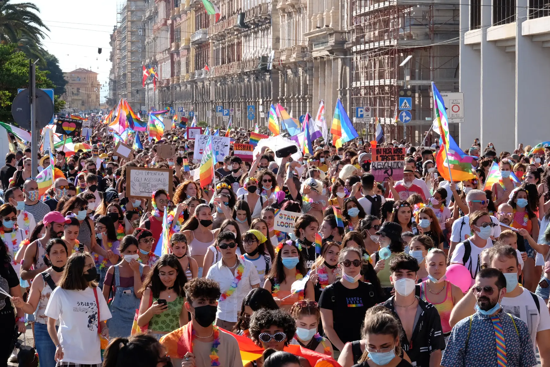 Un corteo del Sardegna Pride a Cagliari