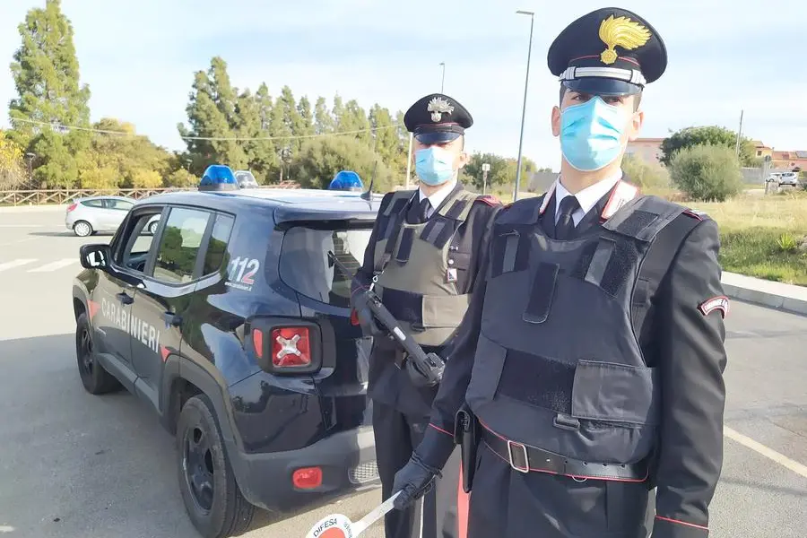 (foto carabinieri)