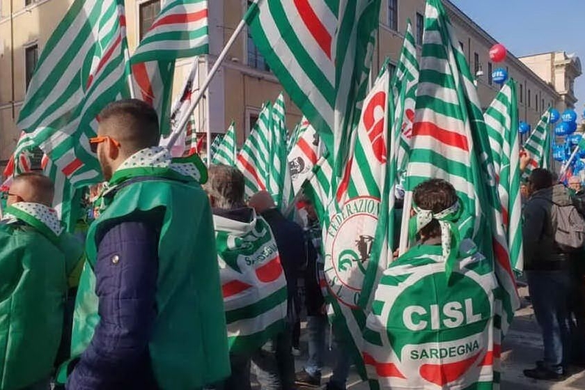Una manifestazione della Cisl sarda (Archivio L'Unione Sarda - Raggio)