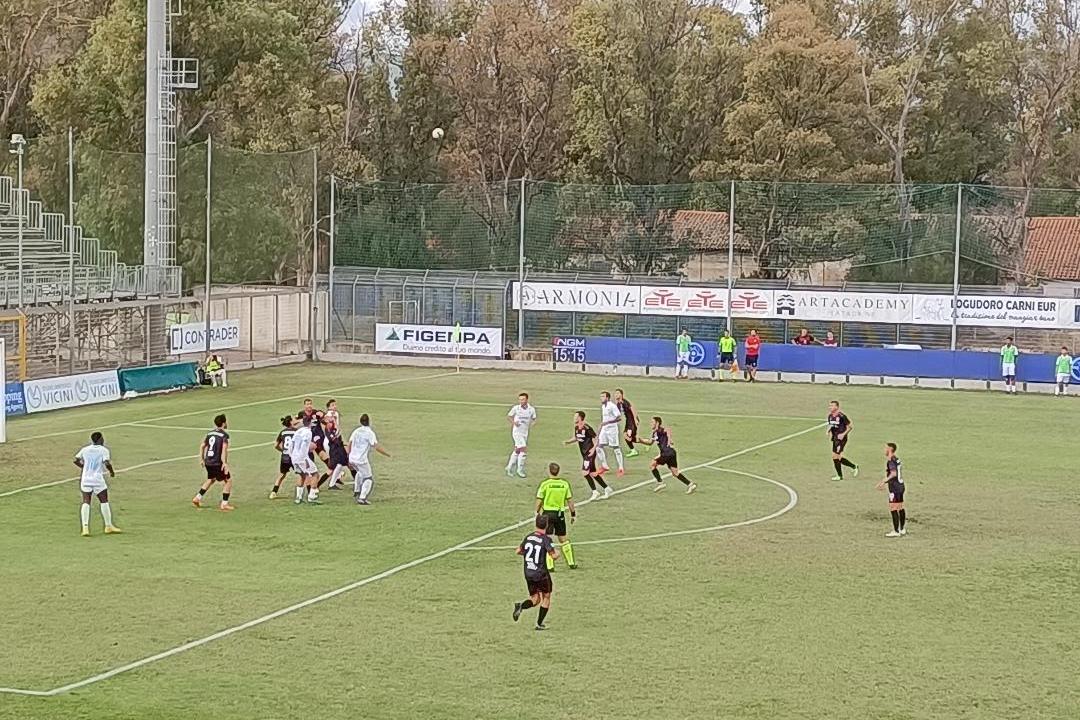 Un'immagine del match tra Olbia e Fiorenzuola (foto Ilenia Giagnoni)