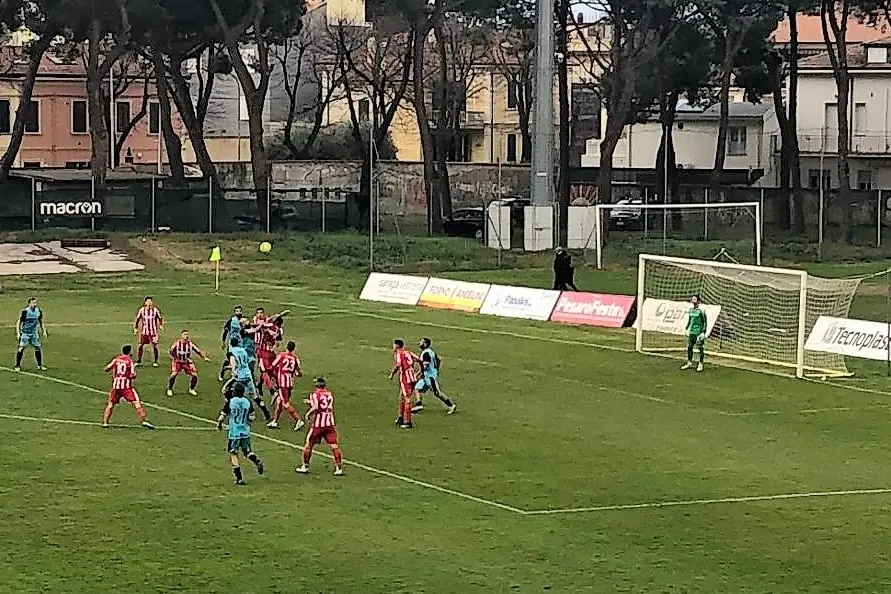 Un'immagine del match Vis Pesaro-Olbia (foto Ilenia Giagnoni)