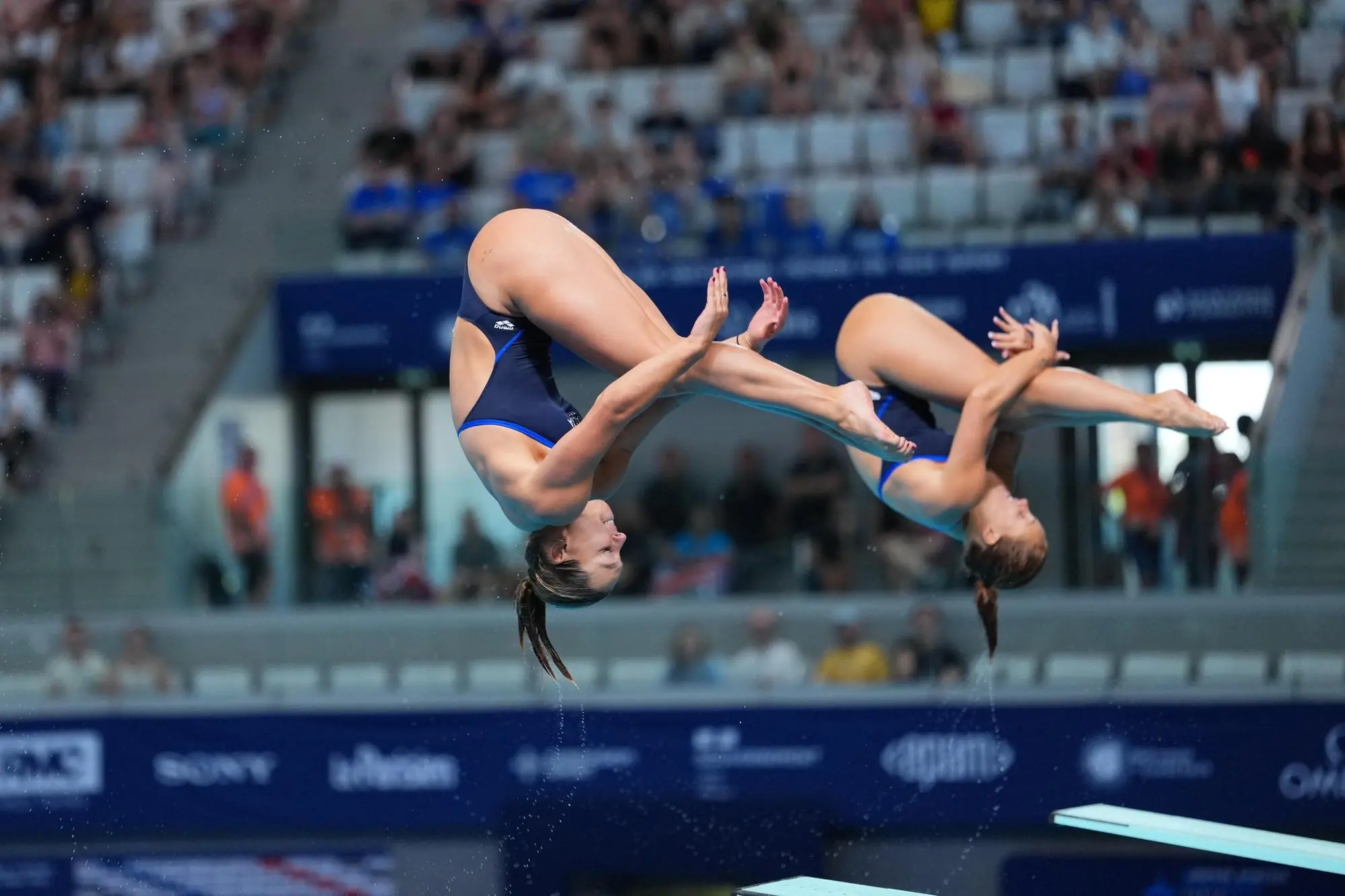 Chiara Pellacani con Elisa Pizzini (Ansa-Epa)