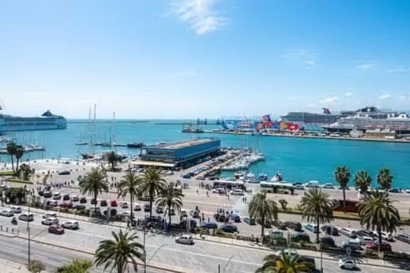 Nave mercantile sotto sequestro a Cagliari: riscontrate 11 irregolarità