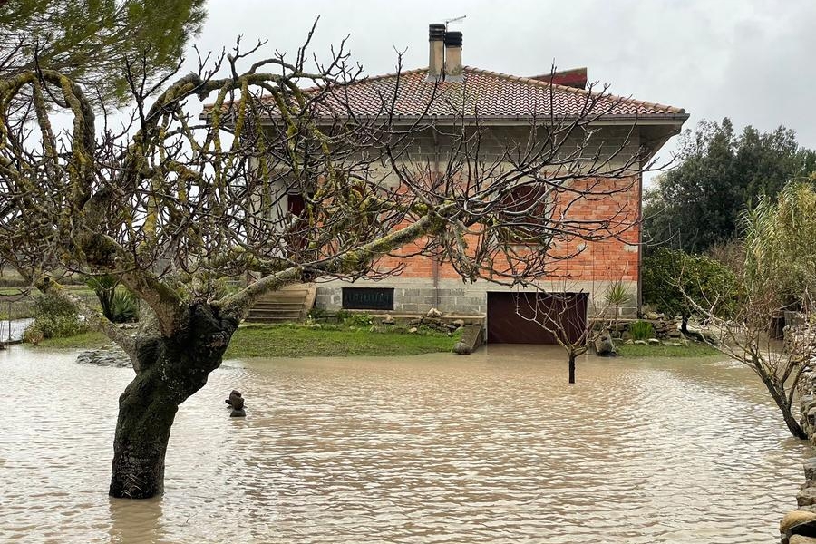 Bomba d’acqua tra Baressa e Baradili: case, campi e strade allagate