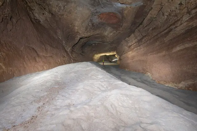 Grotta Su Bentu via Calamida (foto Gruppo grotte nuorese)