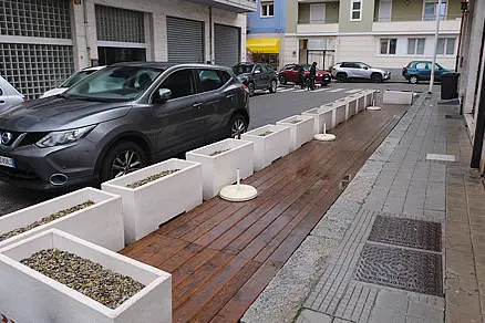 Cagliari via asproni tavolinini all'aperto (Foto simbolo)