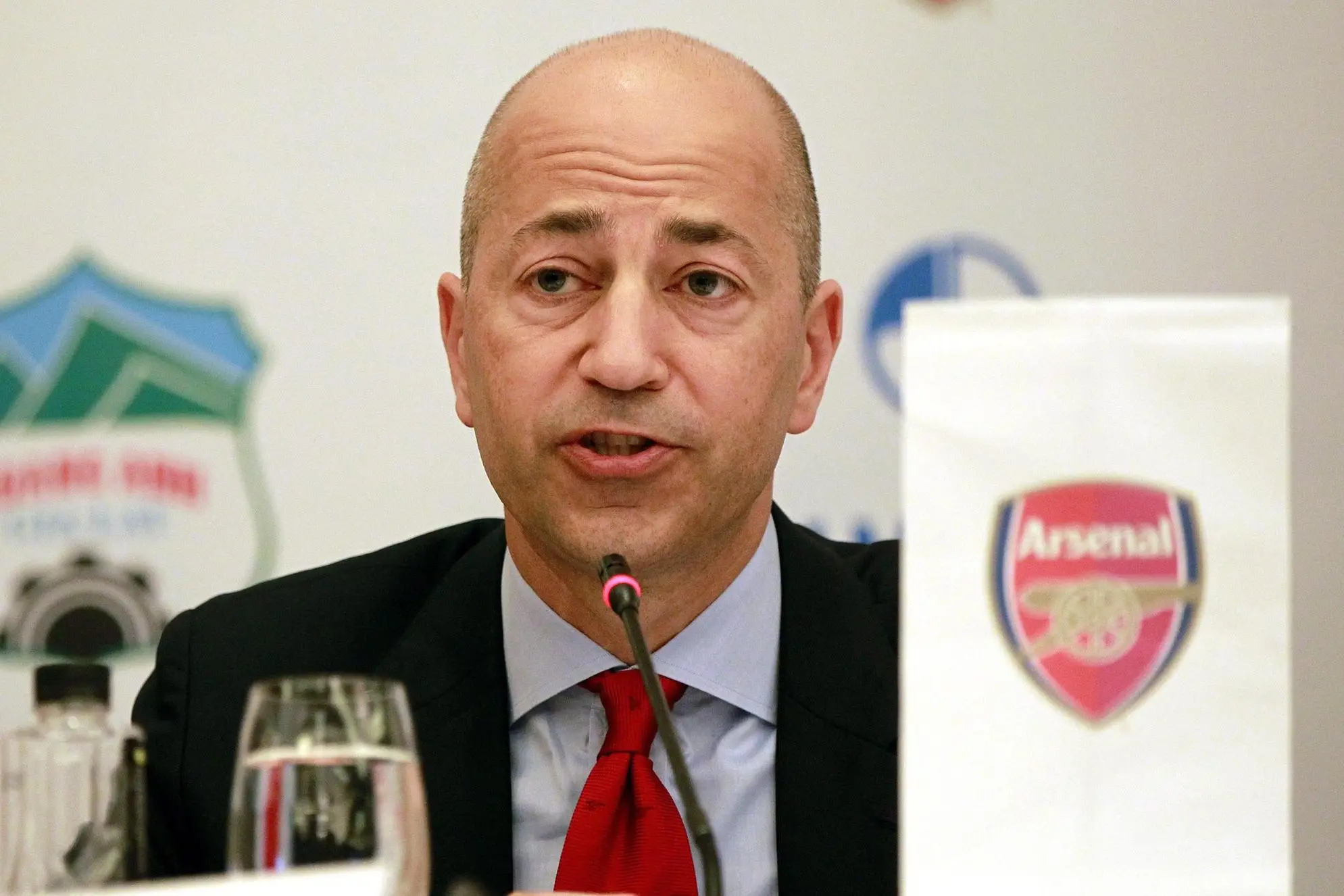 epa03788663 Arsenal chief executive Ivan Gazidis speaks during a press conference in Hanoi, Vietnam 15 July 2013. Arsenal will play a friendly match against Vietnams national team on 17 July 2013. EPA/LUONG THAI LINH