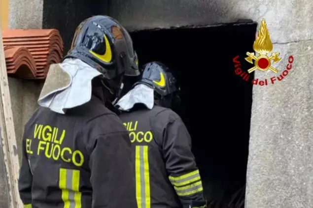 Un intervento dei vigili del fuoco