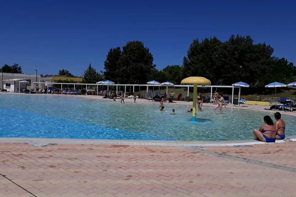La piscina comunale di Ortacesus (foto Ranoplà)