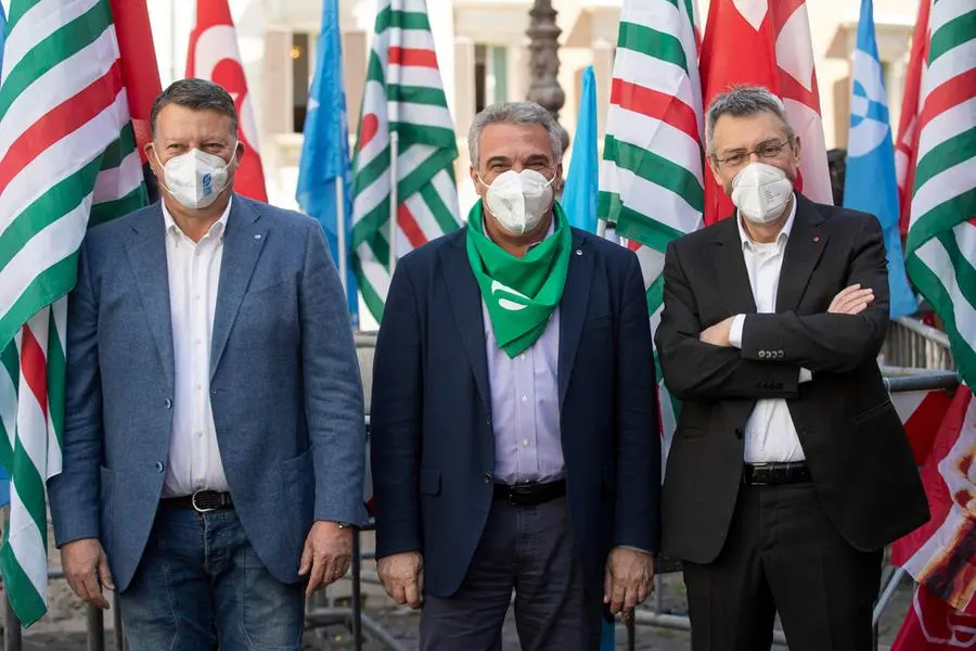 I tre segretari generali alla manifestazione a Montecitorio (Ansa)