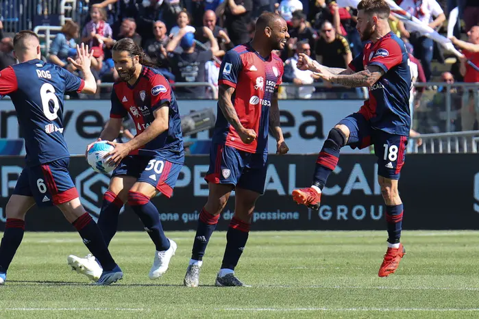 Cagliari, missione salvezza a Venezia (foto Ansa)