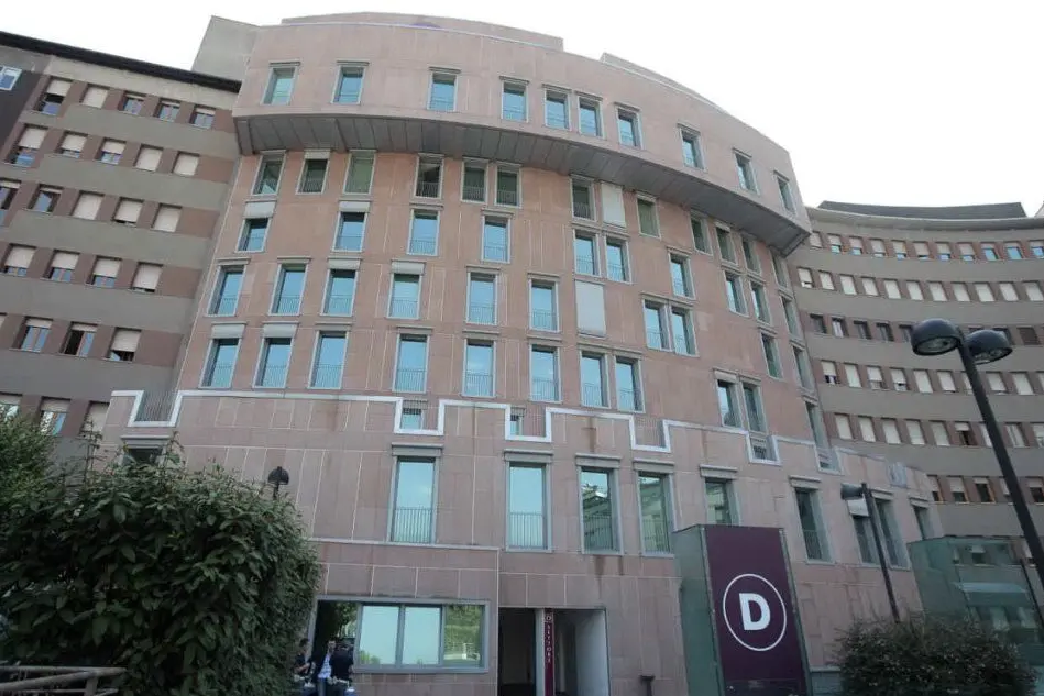 L'ospedale San Raffaele (foto Ansa)