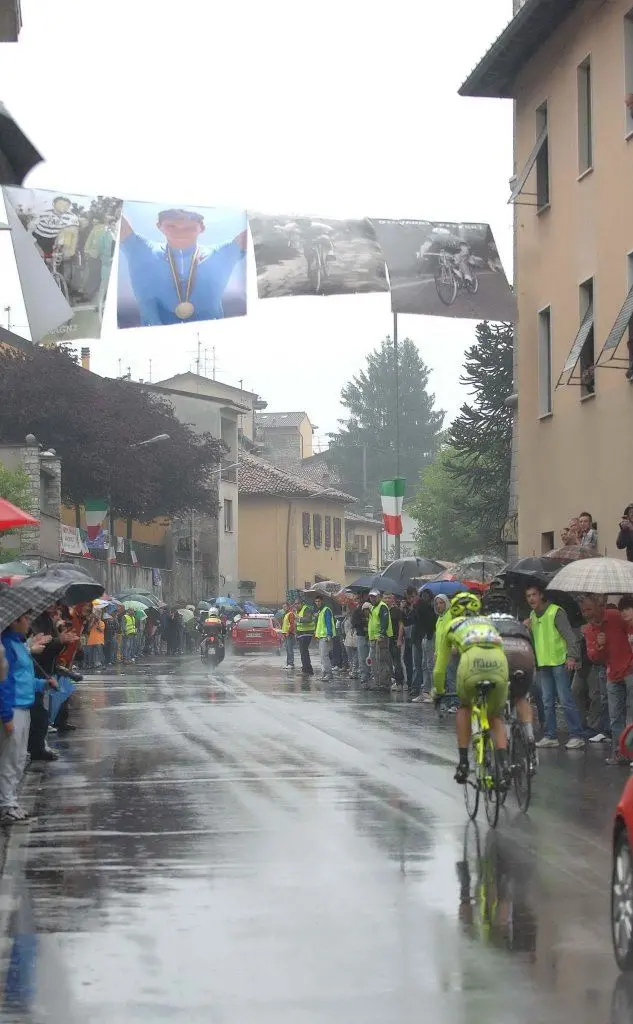 Anche al Giro d'Italia lo ricordano