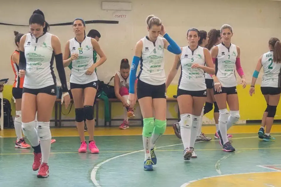 La squadra della San Paolo, in corsa per i playoff della B2 femminile (foto Liliana Fornasier)