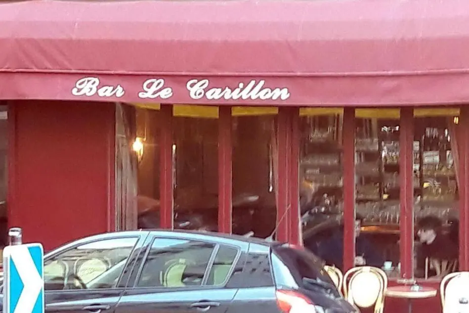 Il ristorante Carillon, teatro di uno degli attacchi terroristici del 13 novembre 2015 (Ansa)