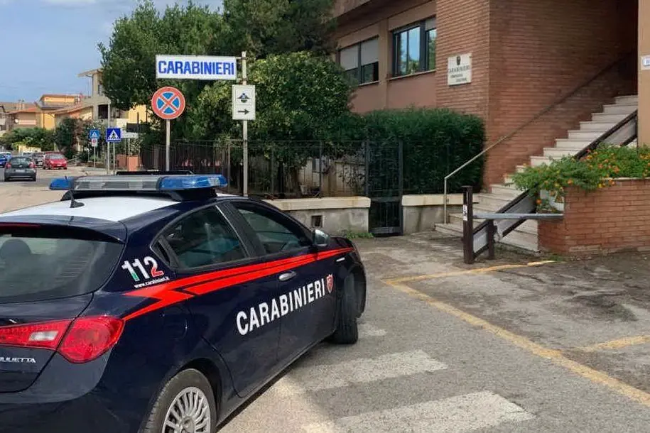 (foto carabinieri)