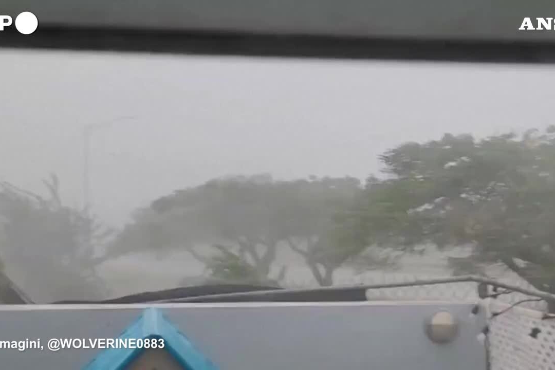 L'uragano Fiona si abbatte su Porto Rico: piogge torrenziali e danni