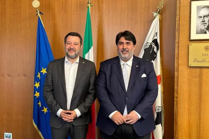 Salvini con Solinas (Ansa)