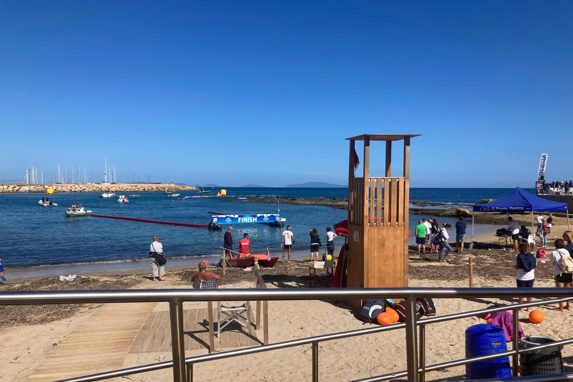 Servizio salvamento allo Scoglio lungo (foto Pala)