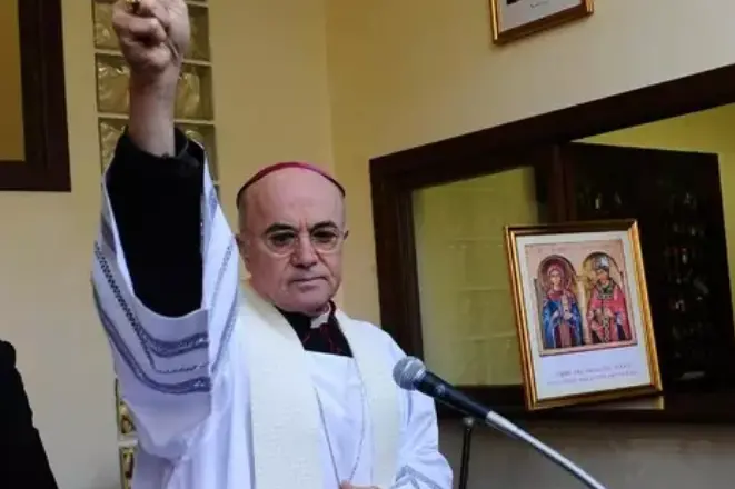 Monsignor Viganò (Ansa)