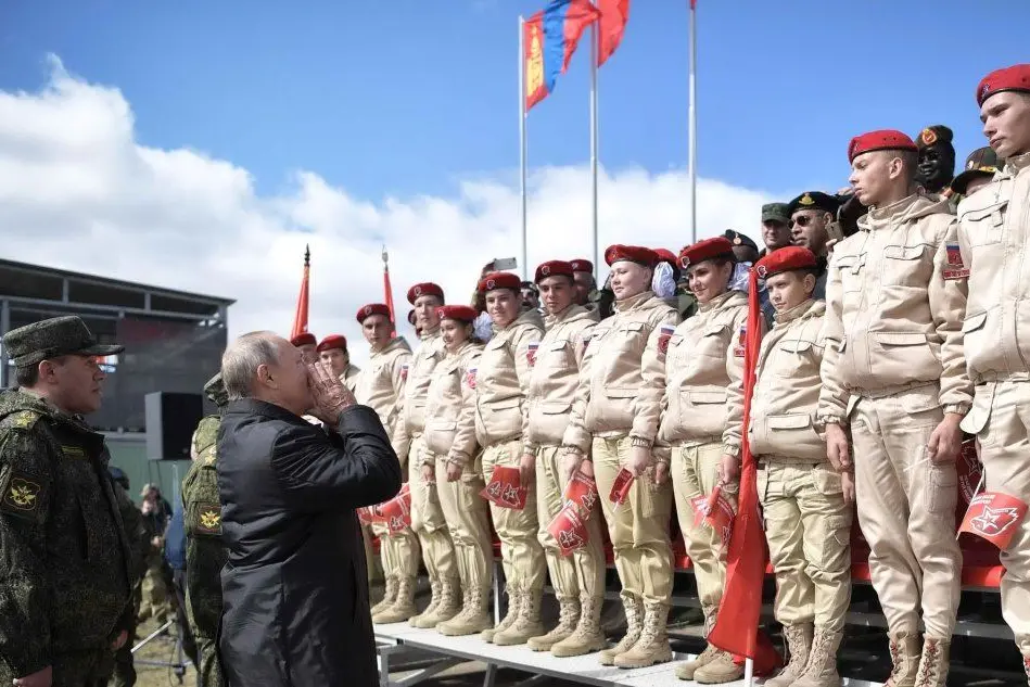 Vostok 2018: Vladimir Putin partecipa alle esercitazioni militari