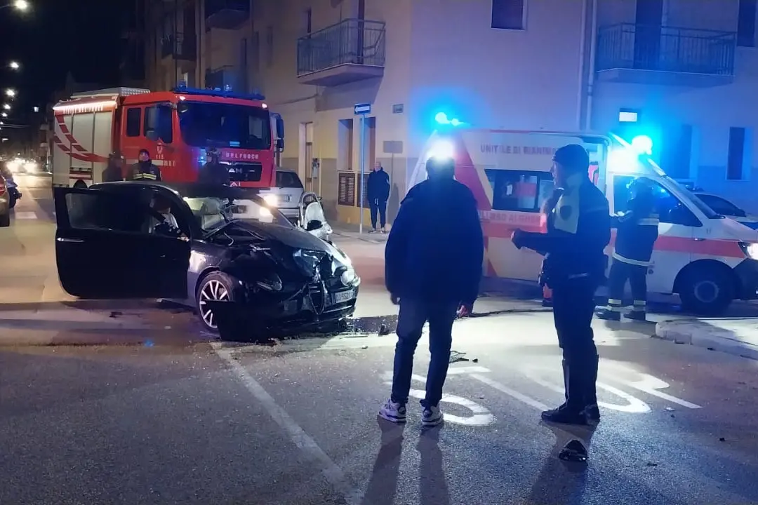 Il luogo dell'incidente che ha coinvolto due auto (Foto: Fiori)