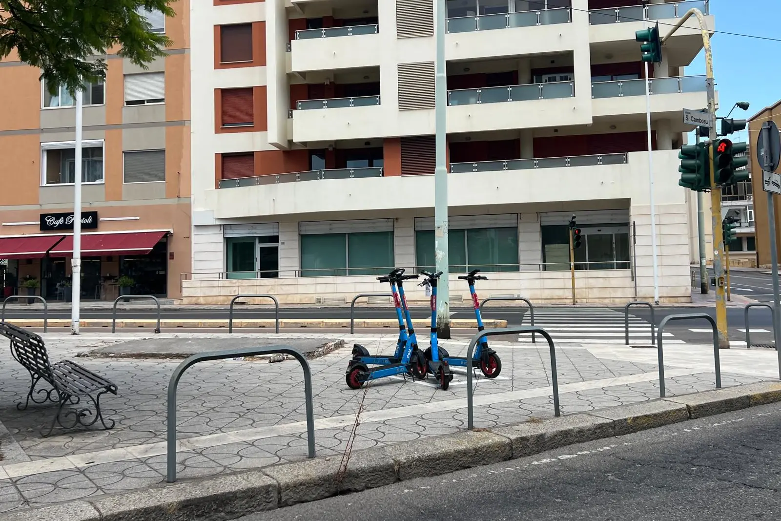 Cagliari, piazzetta Cambosu