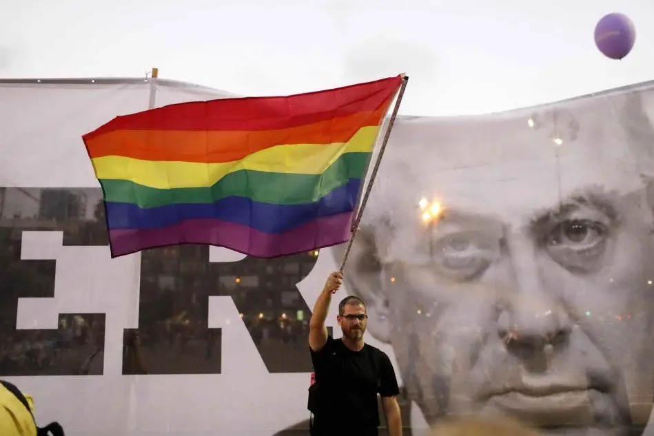Figli alle coppie gay, Israele scende in piazza contro Netanyahu