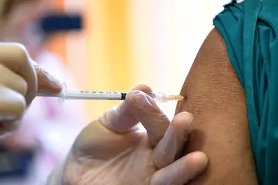 Vaccinazioni anti Covid (foto Ansa)