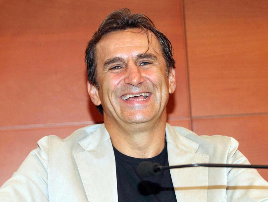 Addio ad Alex Zanardi: l’ex pilota e campione simbolo dello sport aveva 59 anni