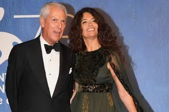 Marco Tronchetti Provera e Afef Jnifen (Ansa)
