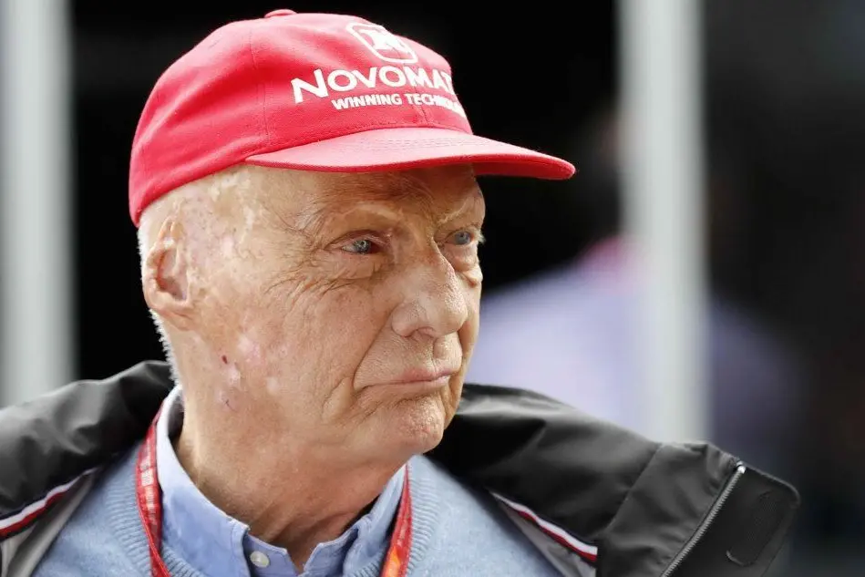 Addio Niki Lauda, mito della Formula Uno
