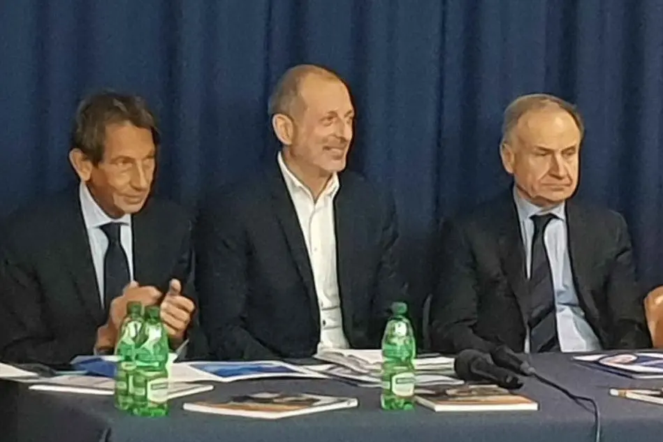 Bruno Perra, l'assessore regionale Andrea Biancareddu e Giovanni Petrucci (foto Garau)