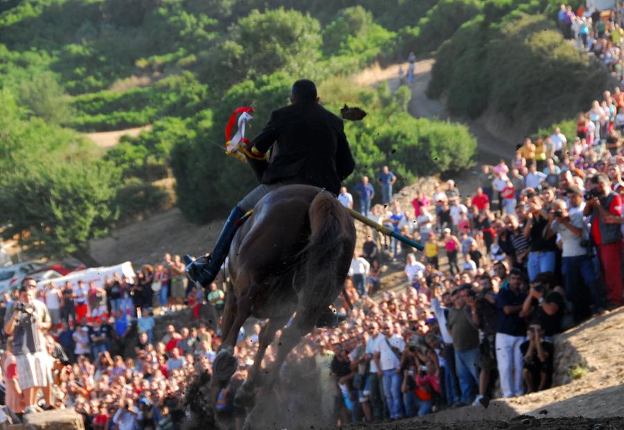 Manifestazioni equestri I cavalieri chiedono di modificare il decreto