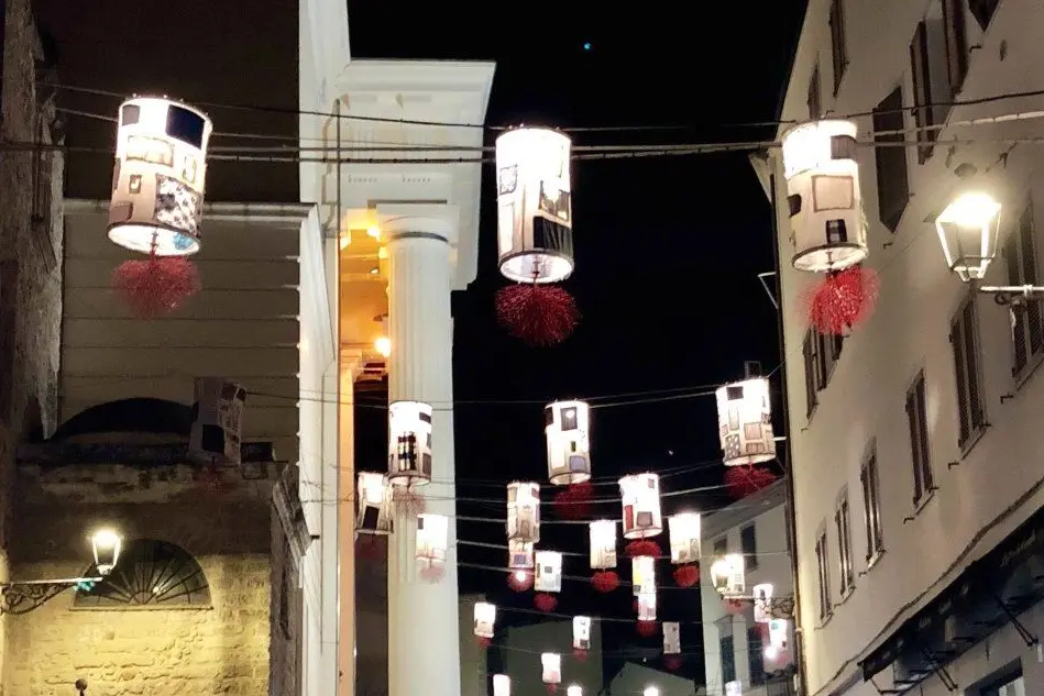 Le lanterne (foto Caterina Fiori)