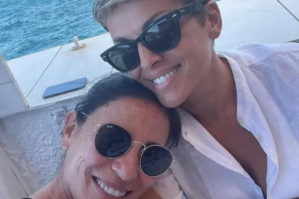 Paola Turci 和 Francesca Pascale（来自 Instagram）
