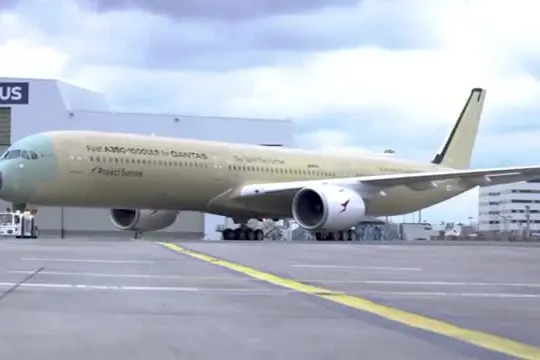 Qantas: a ottobre 2027 il volo più lungo senza scalo Londra-Sydney