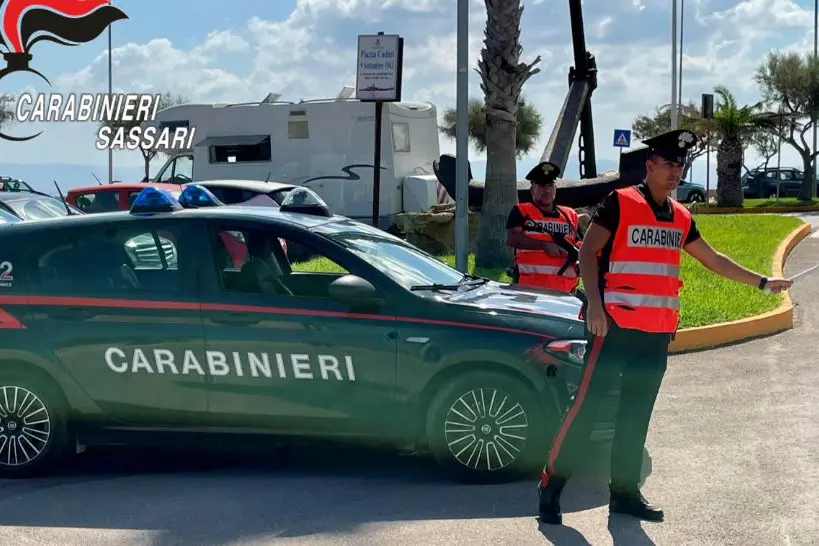 Pattuglie di carabinieri a Porto Torres