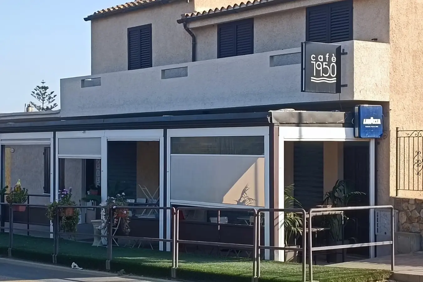 Michela Rubiu in condizioni disperate, Solanas prega per lei: una fiaccolata per le vie del paese